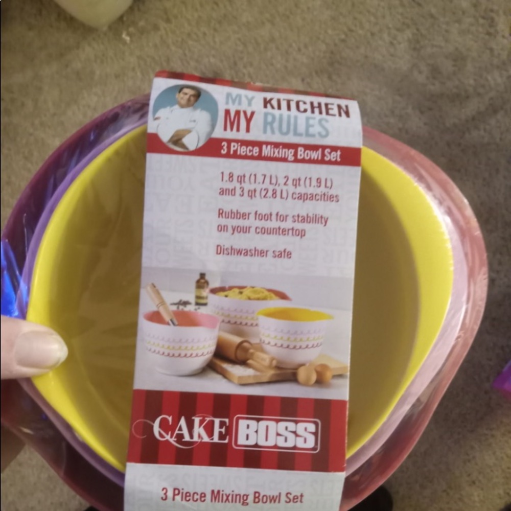 Three piece mixing bowl, set brand new